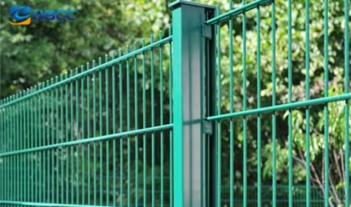 Recinzione in acciaio all'ingrosso|Recinzione 3D curva, a palizzata, in ferro...